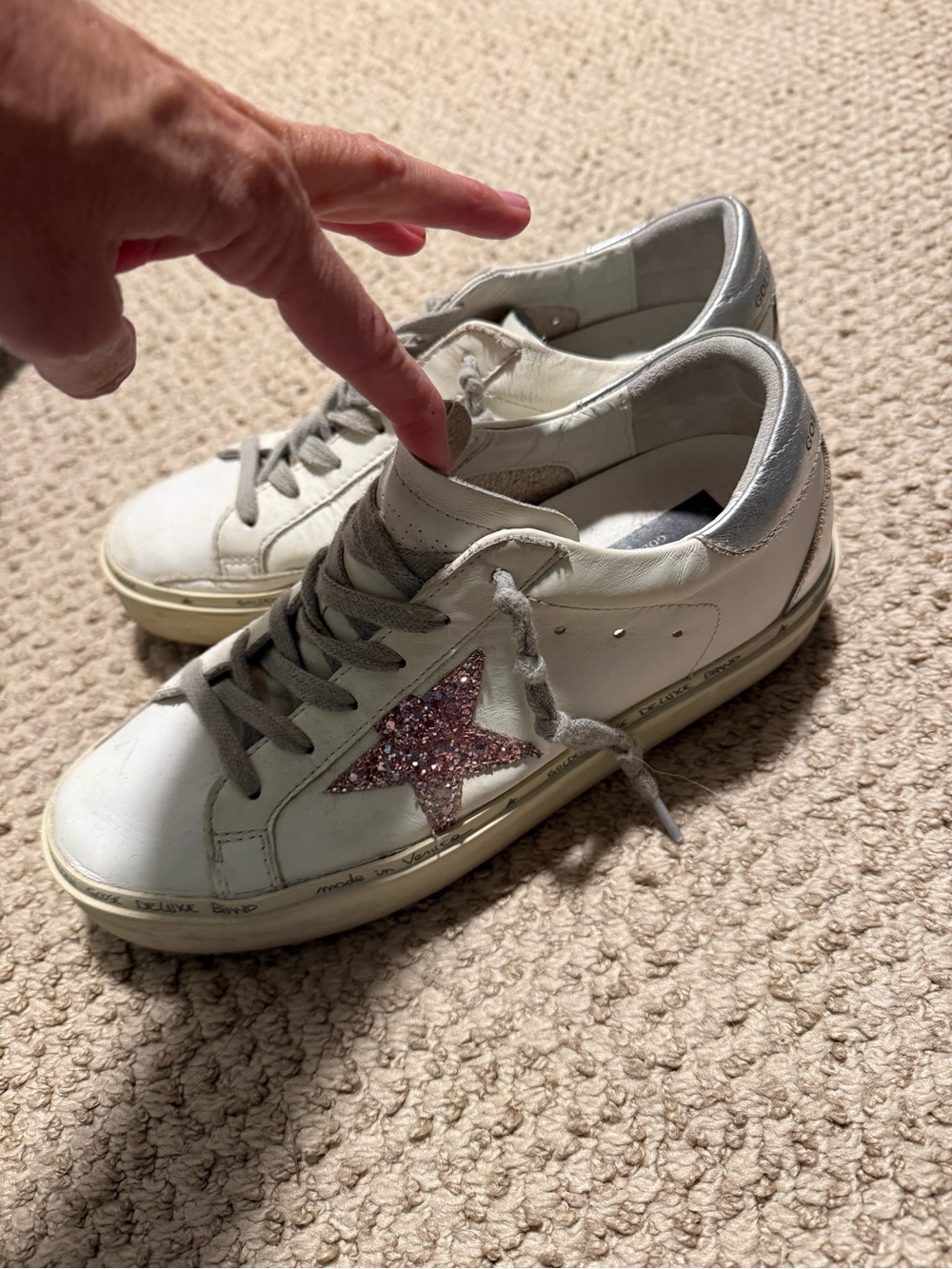 Golden Goose White Leather platform Low-Top Sneakers with Pink Glitter Star